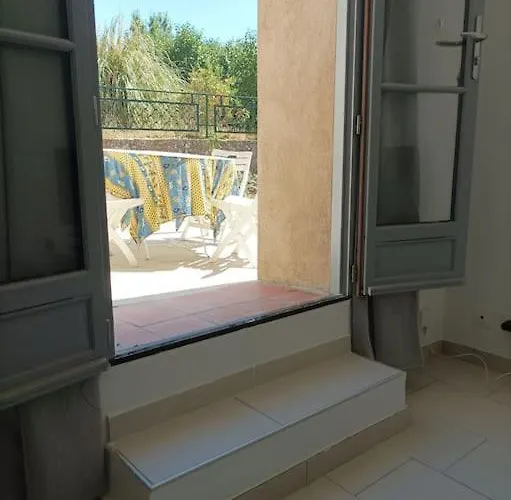 La Petite Jarlandine * Chateau-Arnoux-Saint-Auban